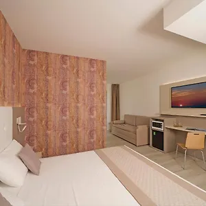 Hotel A Frontemare